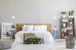 đồ trang trí để đầu giường ngủ đôi