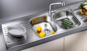 bồn rửa chén tích hợp kệ đồ