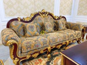 ghế dài kiểu cổ điển