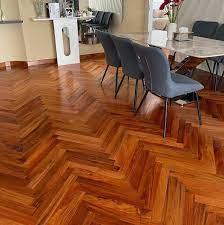 sàn gỗ tự nhiên